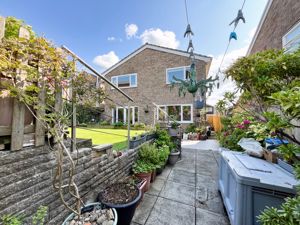 Photo 11- click for photo gallery